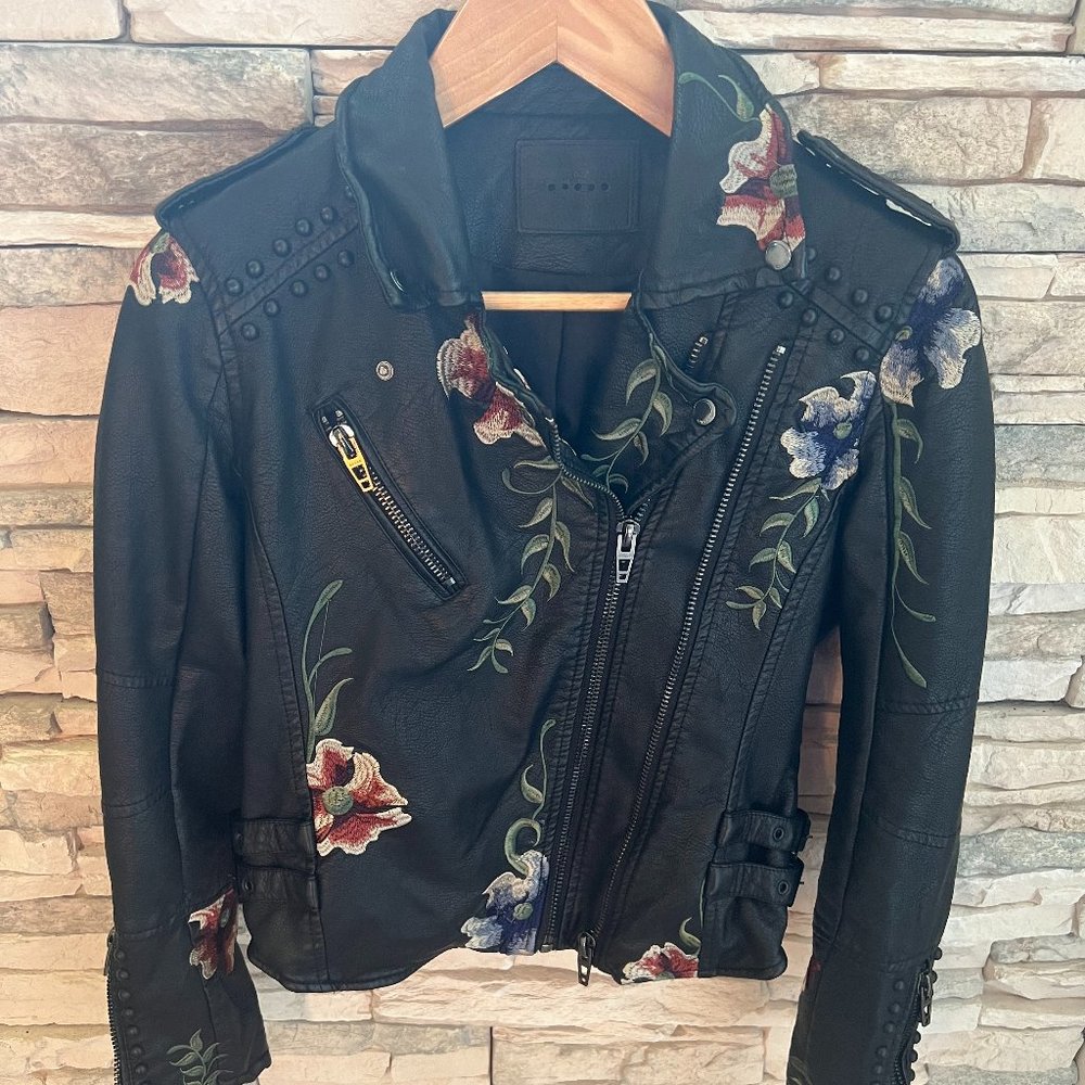 Blank NYC Floral As You Wish Black Faux Leather Studded Jacket S Small